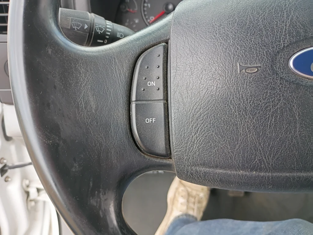 Used 2006 Oxford White Clearcoat Ford XLT image 28
