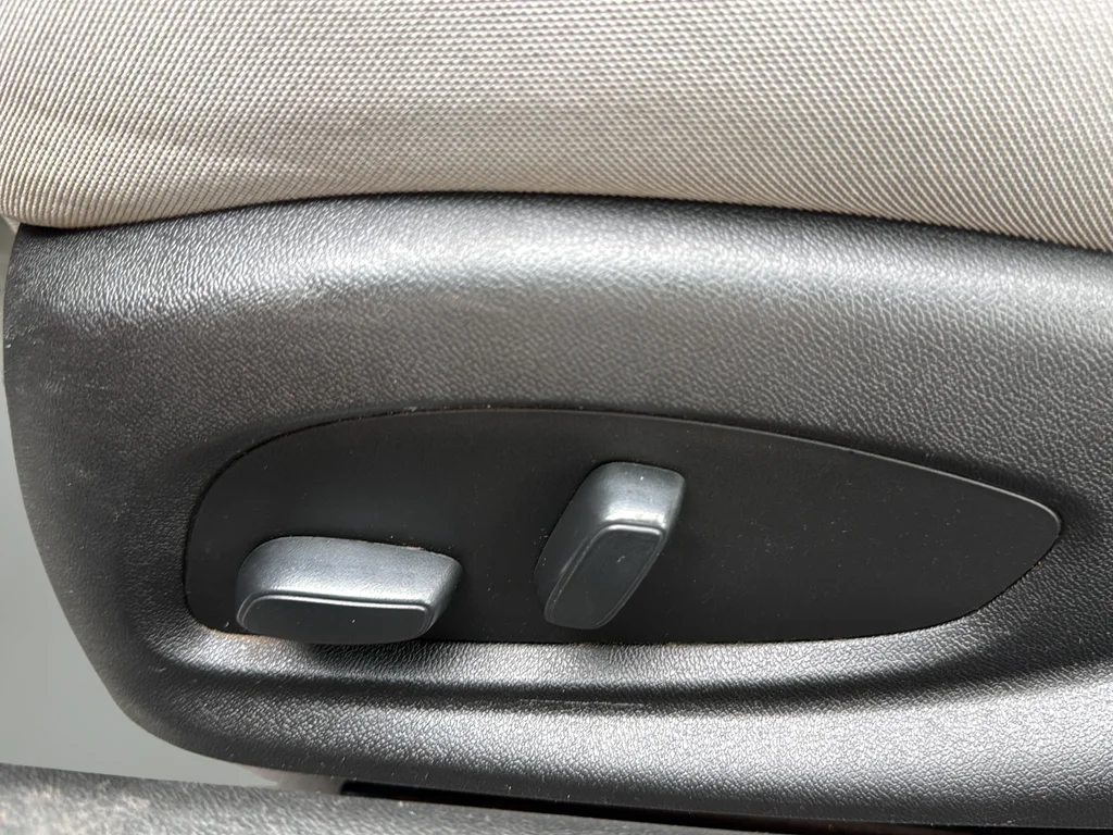 Used 2020 Red Chevrolet 1LT image 19