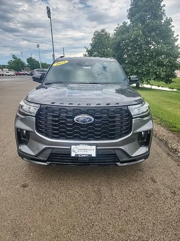 2025 Ford Explorer