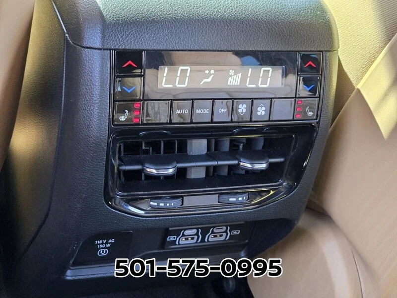 Used 2023 Silver JEEP SUMMIT 4X4 image 14