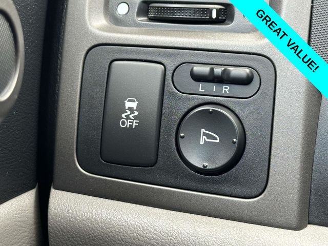 Used 2011 Silver Honda EX image 25