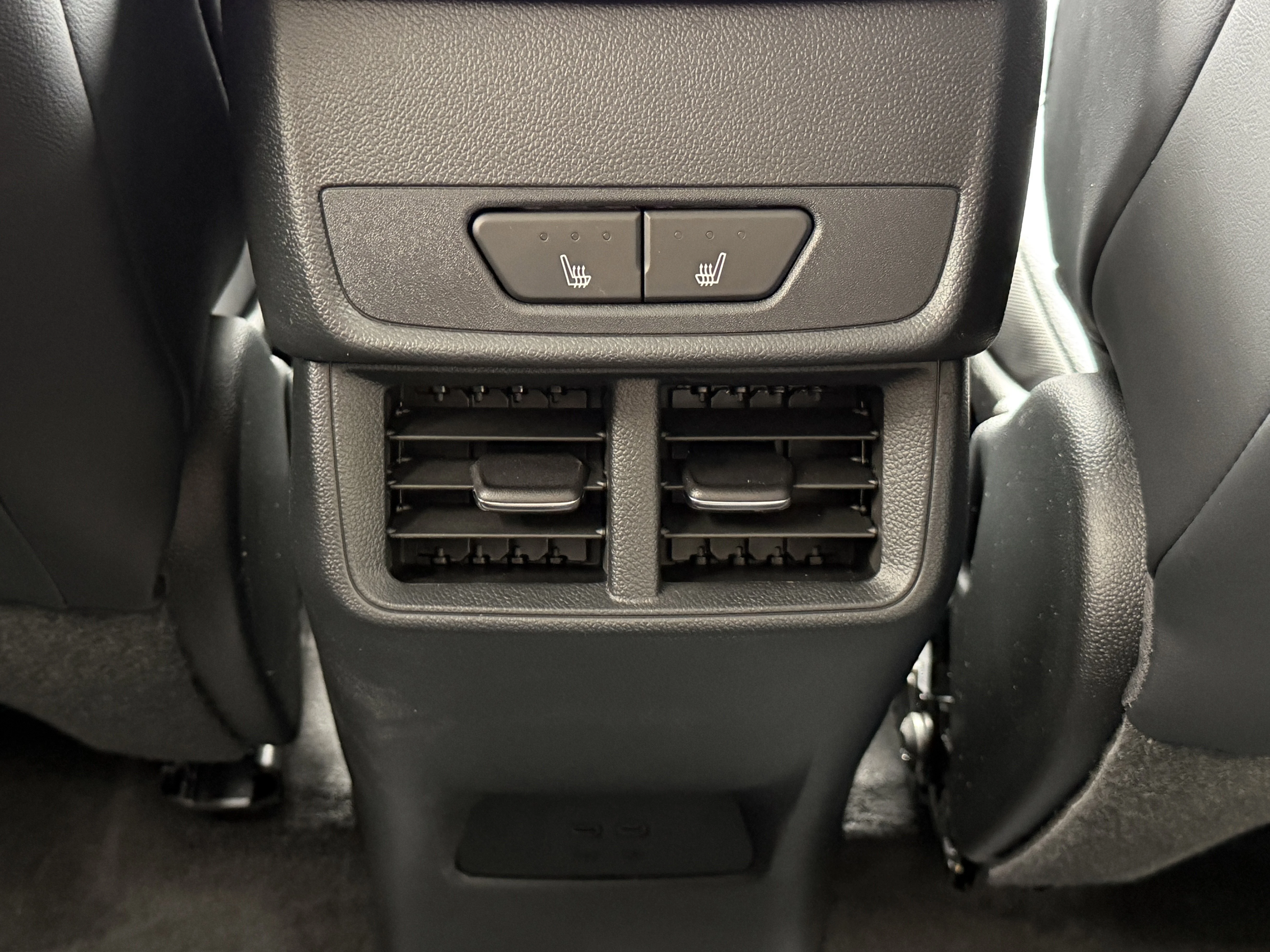 2026 GMC Terrain Denali - Photo 23