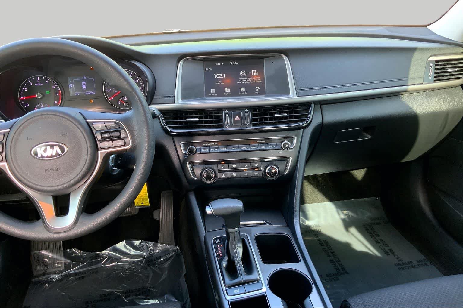 Used 2018 Sparkling Silver Kia LX image 7