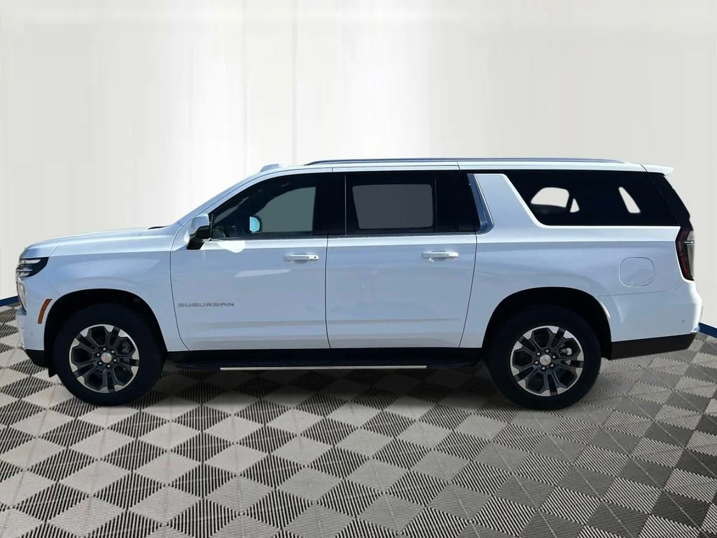 2026 Chevrolet Suburban LT - Photo 2