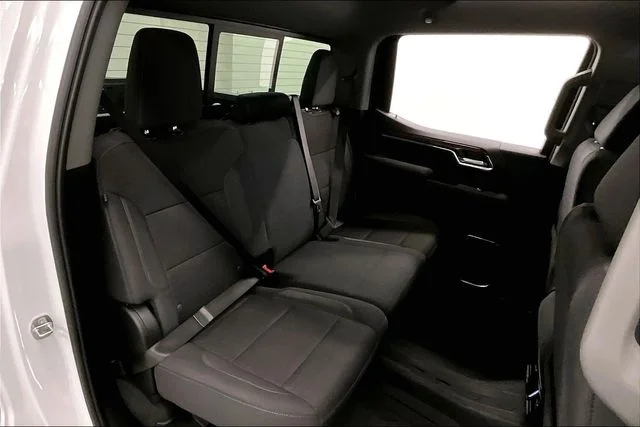 Used 2024 Summit White GMC SLE image 25