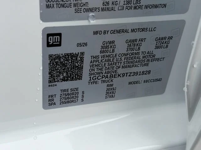 New 2026 Summit White Chevrolet Custom image 10