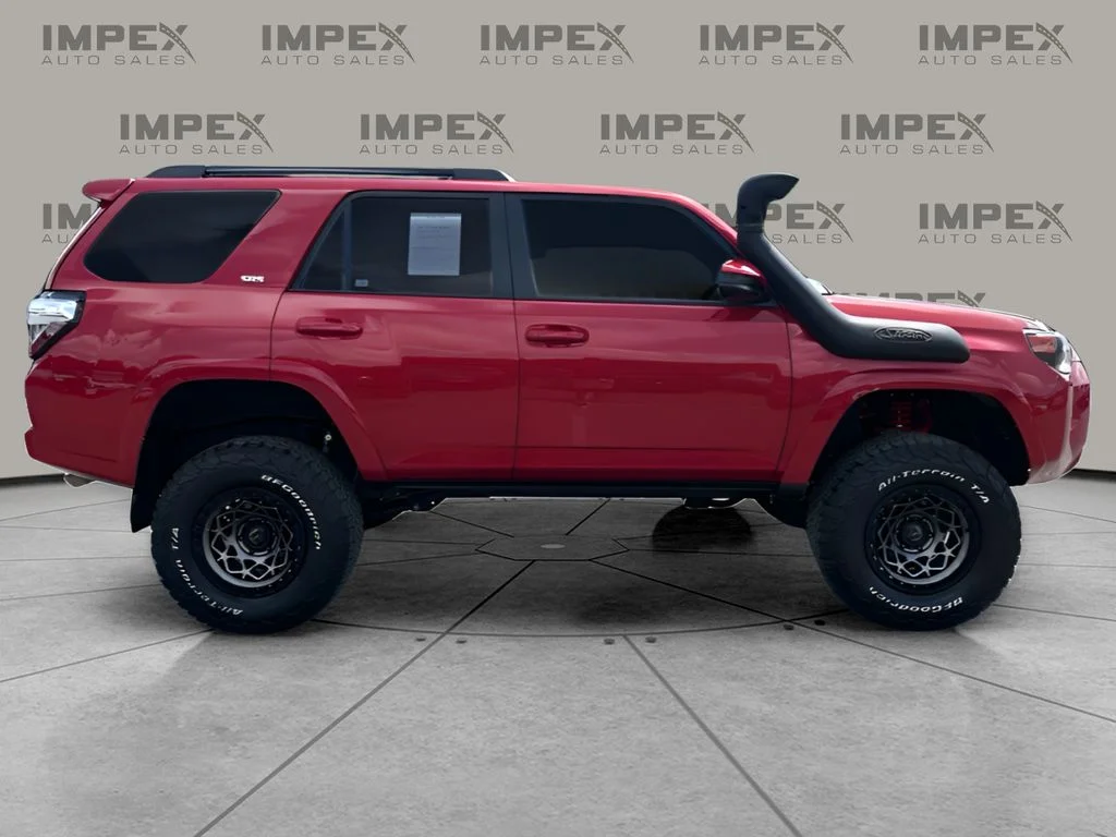 Used 2022 Red Toyota SR5 image 6