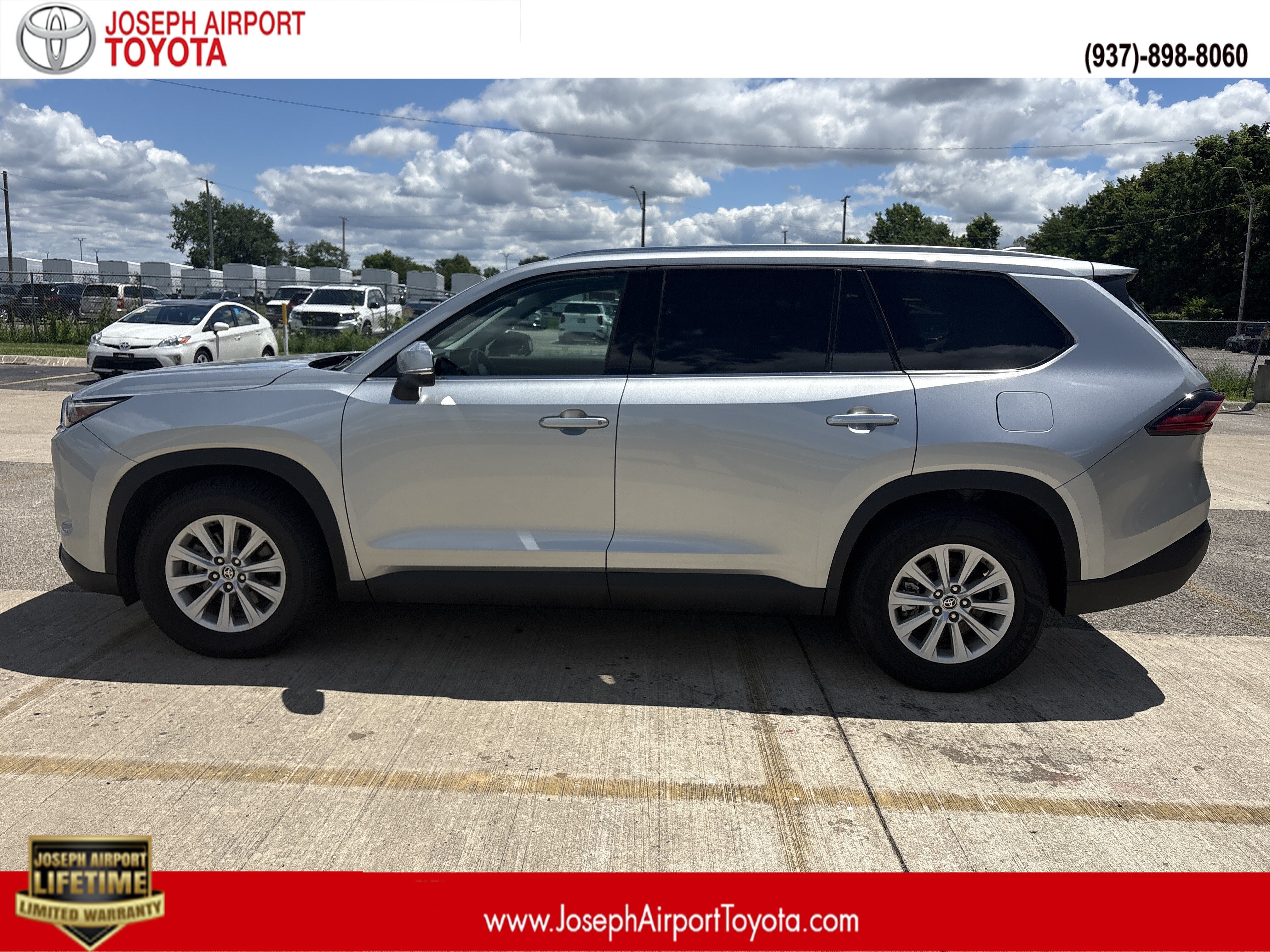 Used 2025 Celestial Silver Metallic Toyota XLE image 1