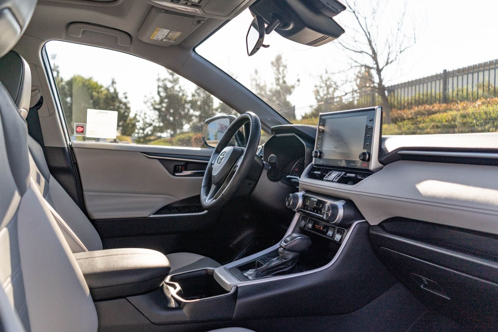 Certified Used 2022 Blizzard Pearl Toyota XLE Premium image 22