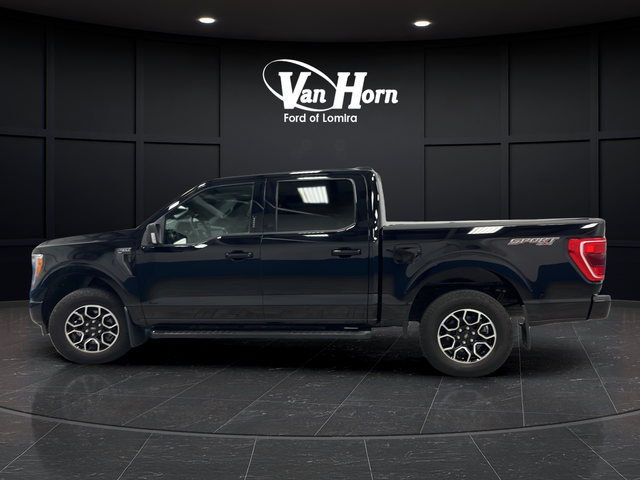 Used 2023 Agate Black Metallic Ford XLT image 4