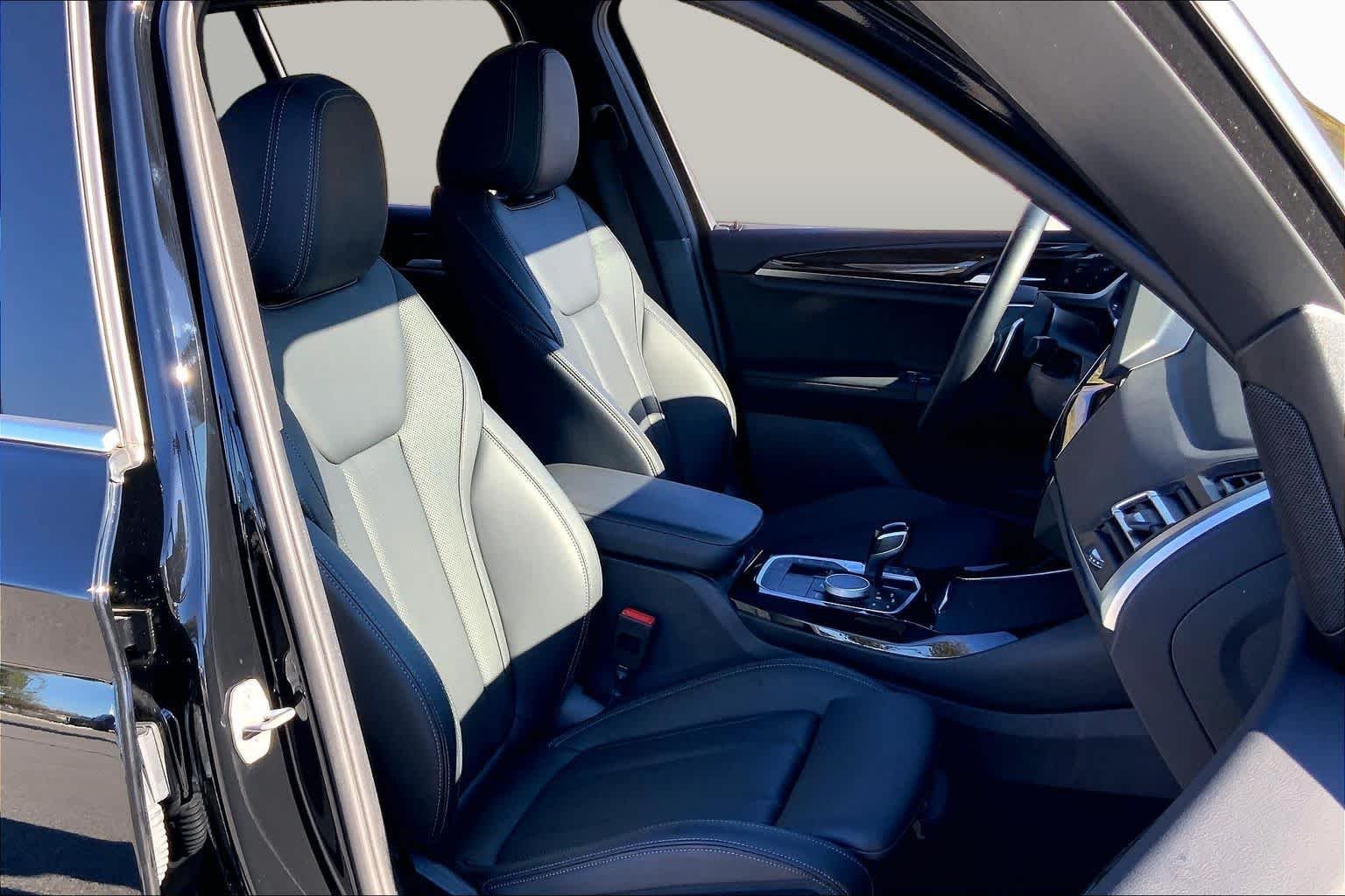 Used 2023 Jet Black BMW xDrive30i image 8