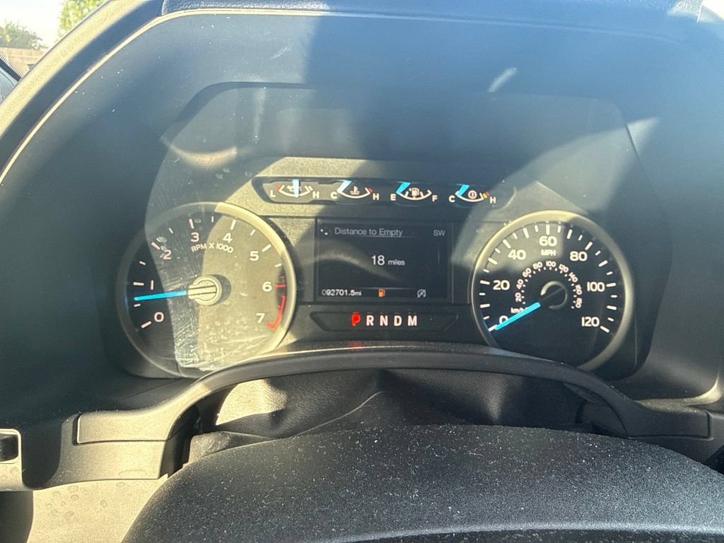 Used 2019 Oxford White Ford XLT image 26