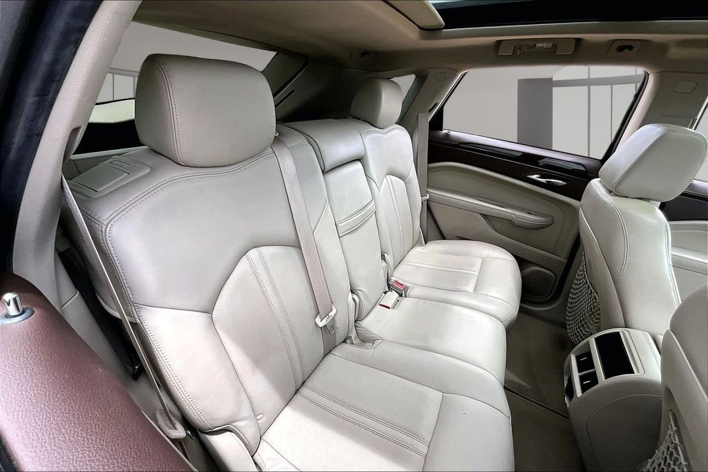Used 2010 Red Cadillac Luxury image 28