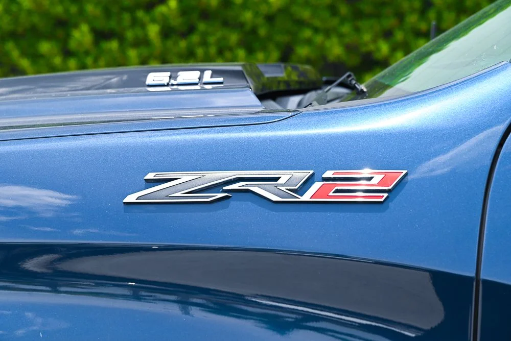 Used 2022 Blue Chevrolet ZR2 image 19