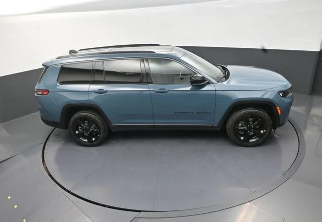 New 2026 Steel Blue Jeep Limited image 18