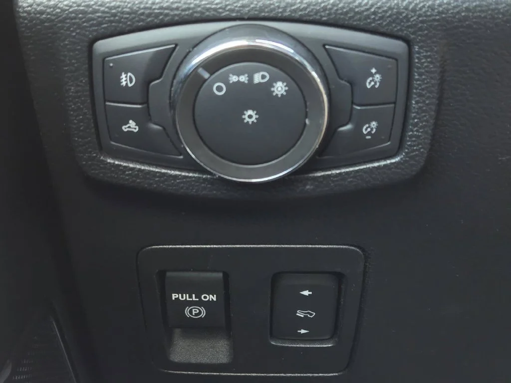 Used 2020 Magma Red Metallic Ford Platinum image 17
