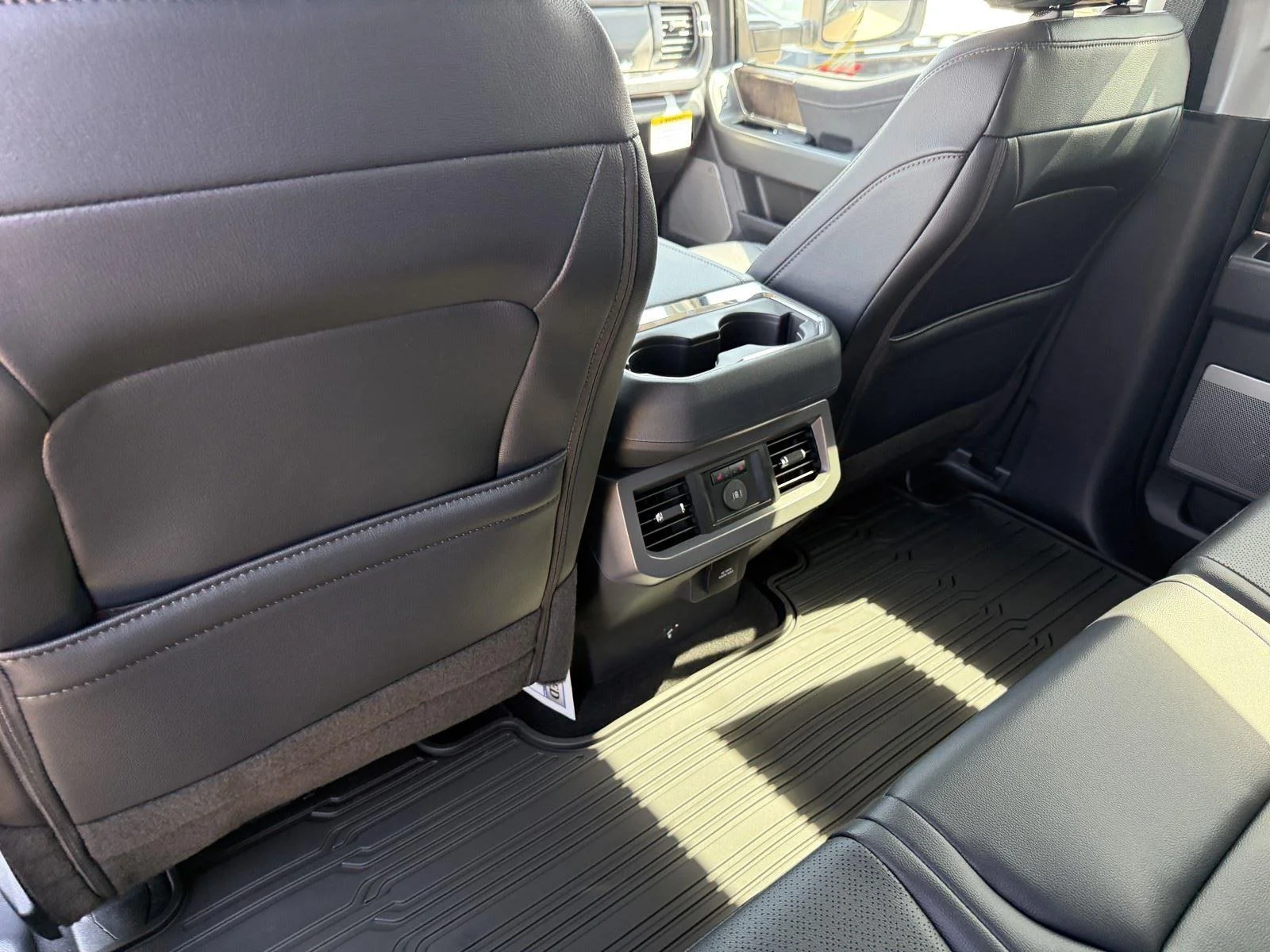 New 2026 Agate Black Metallic Ford F-250® Lariat® image 34