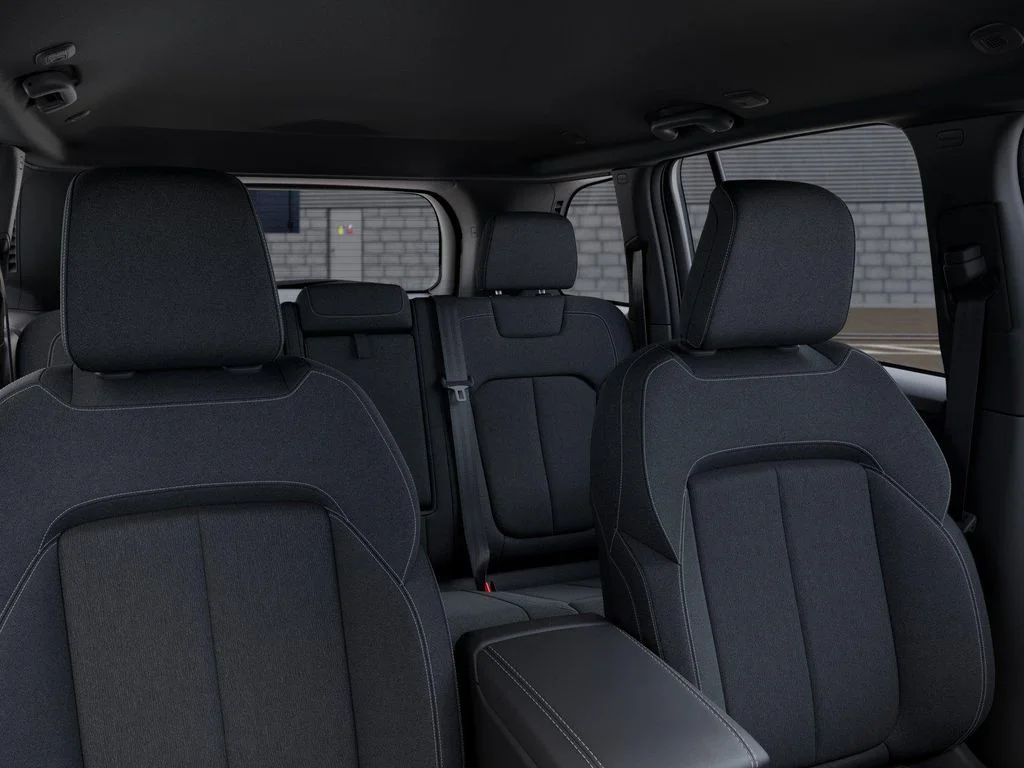 New 2026 Diamond Black Crystal Pearl-Coat Exterior Paint Jeep Laredo X image 26