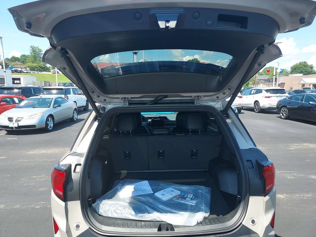 New 2026 Riverstone Metallic GMC Elevation image 30