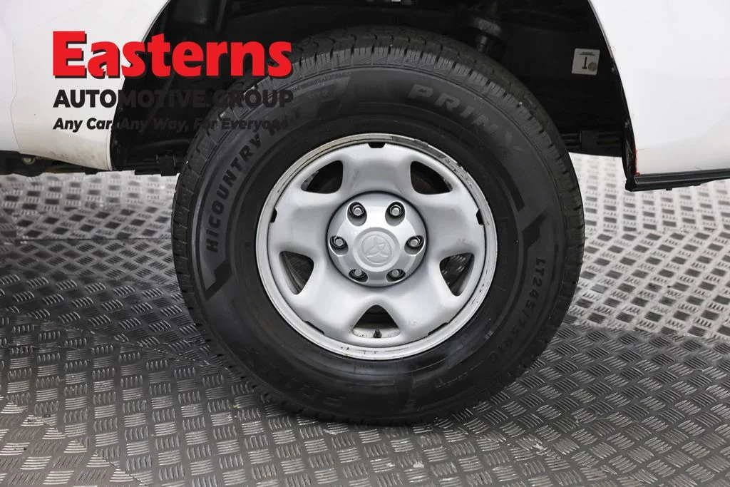 Used 2019 White Toyota SR image 32
