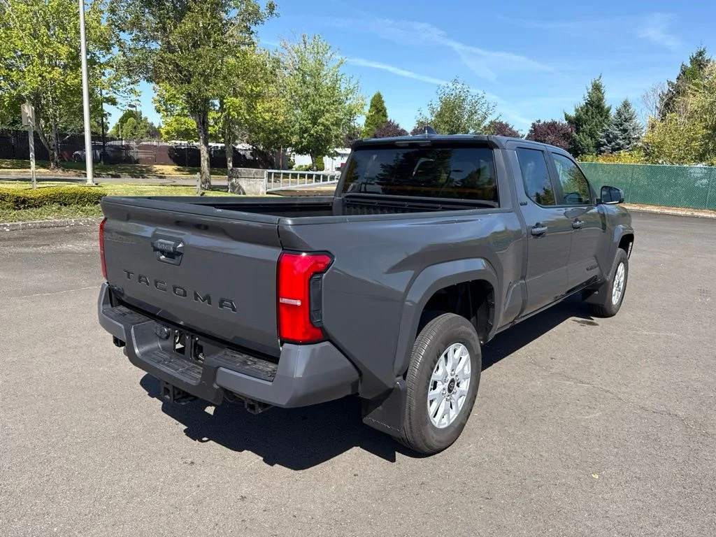 Used 2026 Underground Toyota SR5 image 7