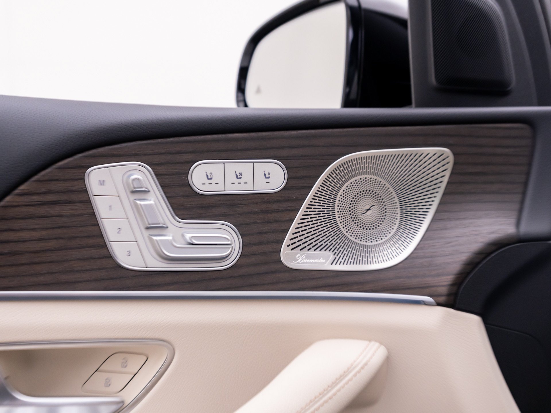 New 2027 White Mercedes-Benz GLE 450 image 59