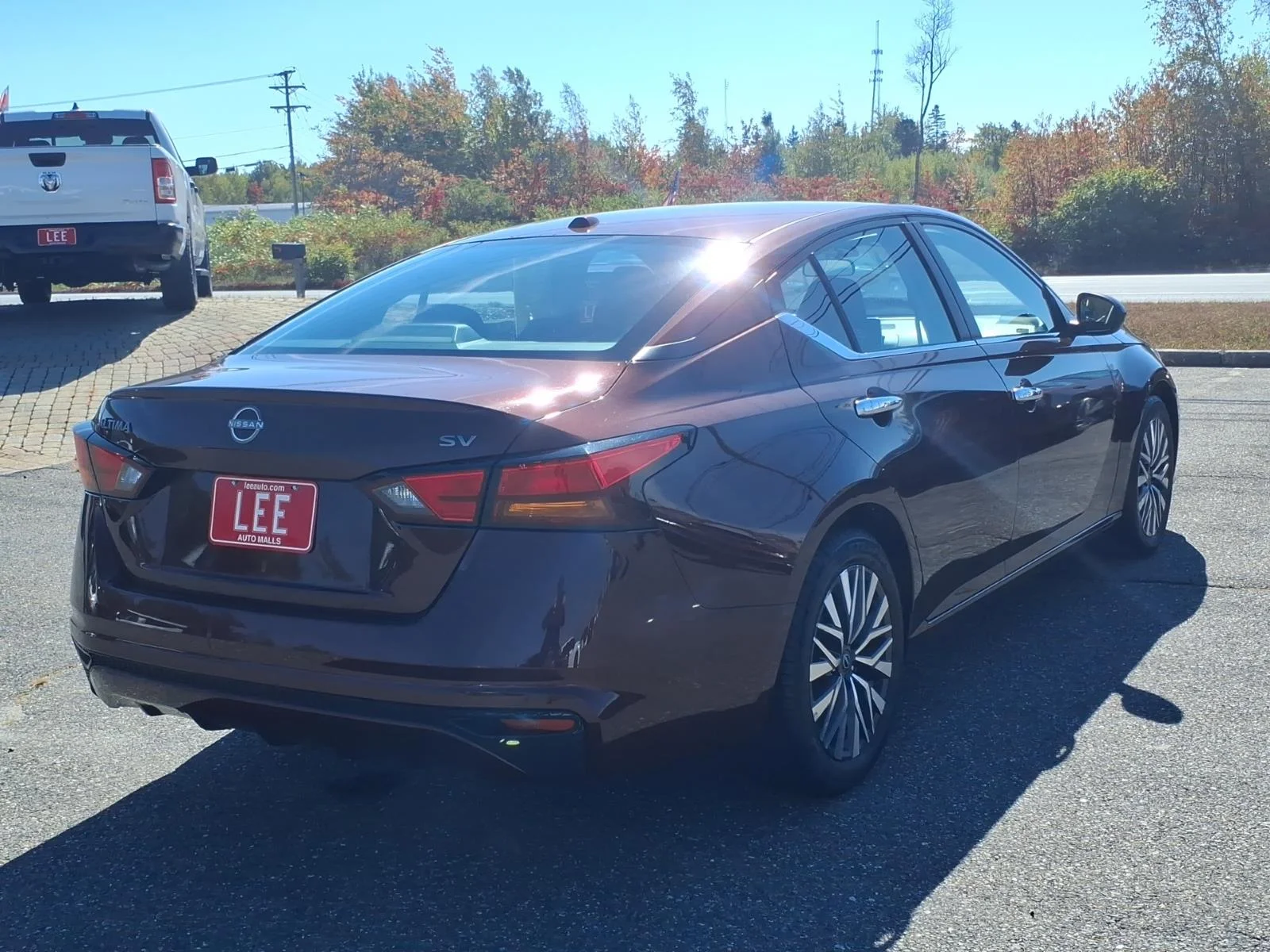 Used 2024 Garnet Pearl Nissan 2.5 SV image 5