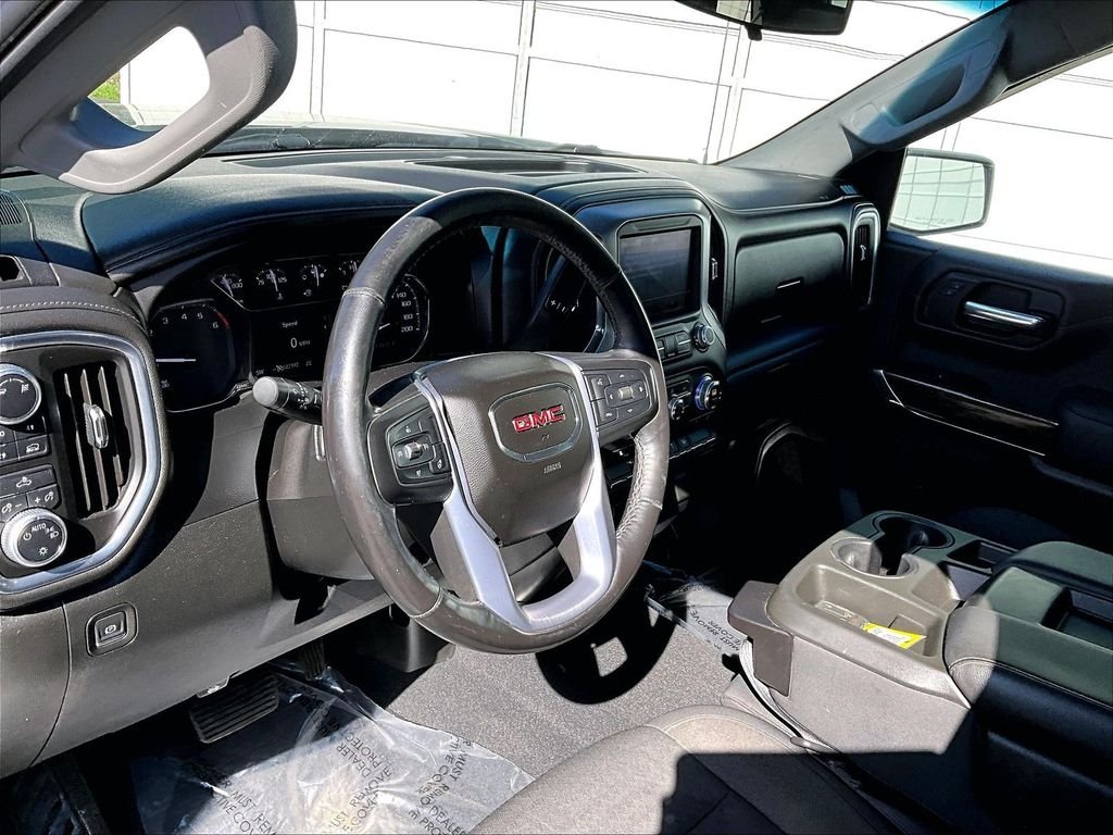 Used 2019 Smokey Quartz Metallic GMC SLE image 8