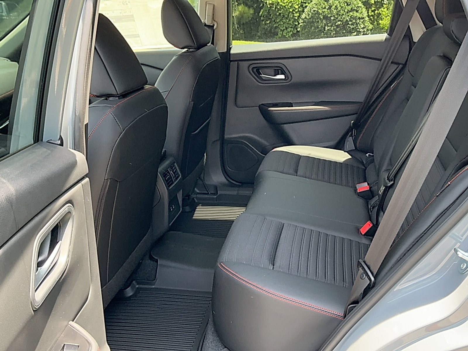 New 2026 Boulder Gray Pearl Nissan Rock Creek image 14
