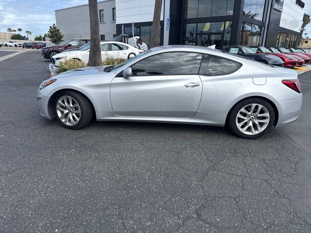 Used 2014 Silver Hyundai 2.0T image 8