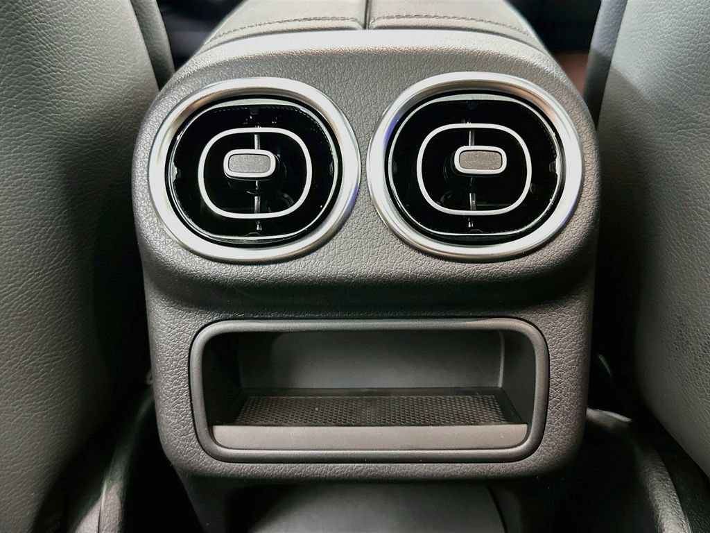 New 2026 Polar White Mercedes-Benz GLC 300 image 60