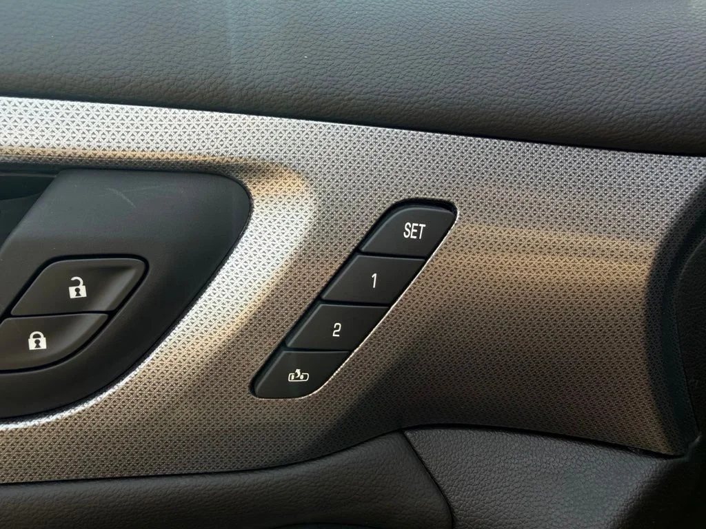 Used 2019 Red Chevrolet Premier image 10