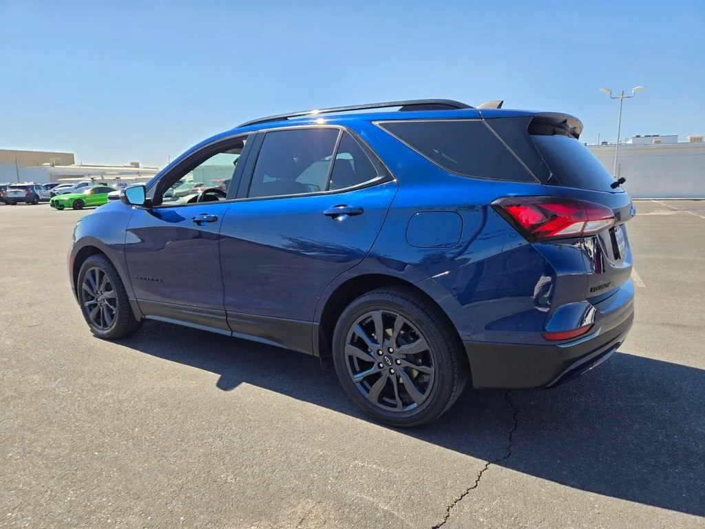 Used 2022 Blue Glow Metallic Chevrolet RS image 4