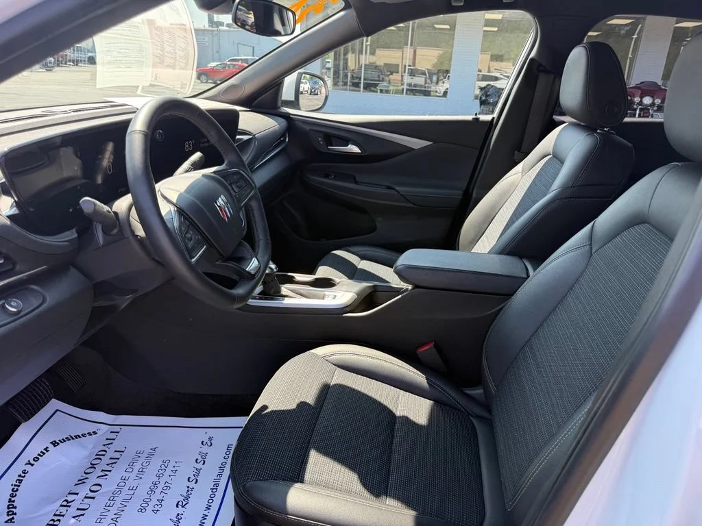 Used 2024 Summit White Buick Preferred image 16