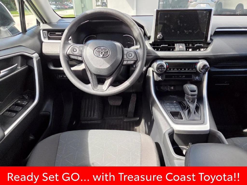 Used 2025 White Toyota XLE image 7