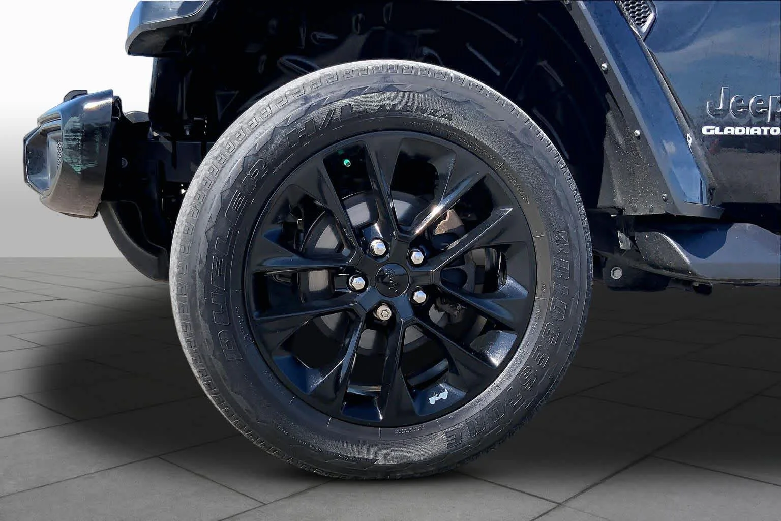 Used 2022 Black Clear Coat Jeep High Altitude image 11