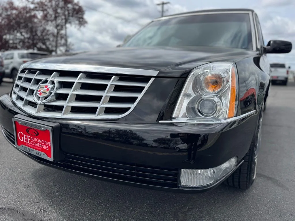 Used 2010 Black Cadillac Base image 23