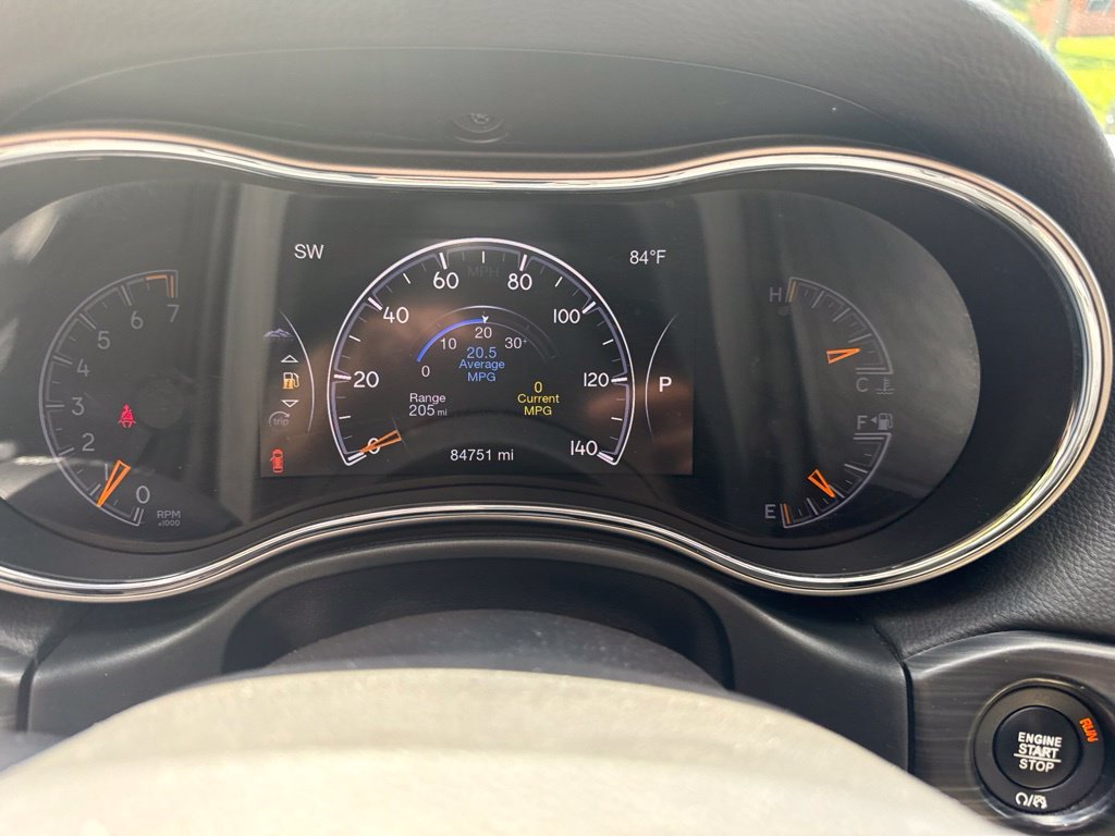 Used 2020 White Jeep Limited image 28