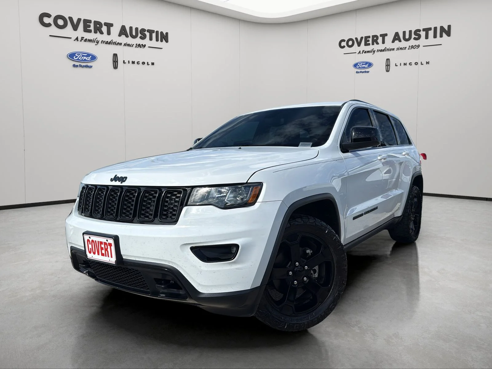 Used 2019 White Jeep Upland Edition image 1
