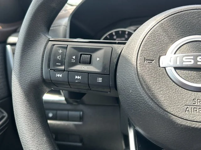 Used 2023 Gray Nissan SV image 34