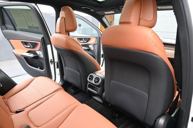 Used 2024 White Mercedes-Benz GLC 300 image 24