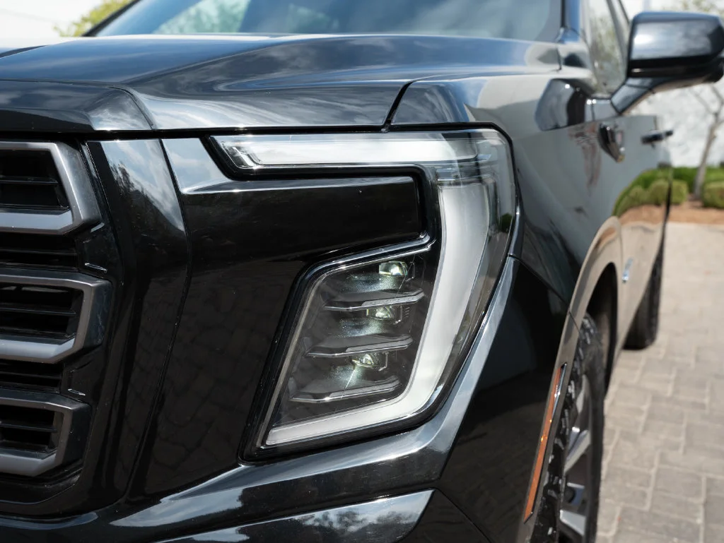 Used 2025 Onyx Black GMC AT4 Ultimate image 15