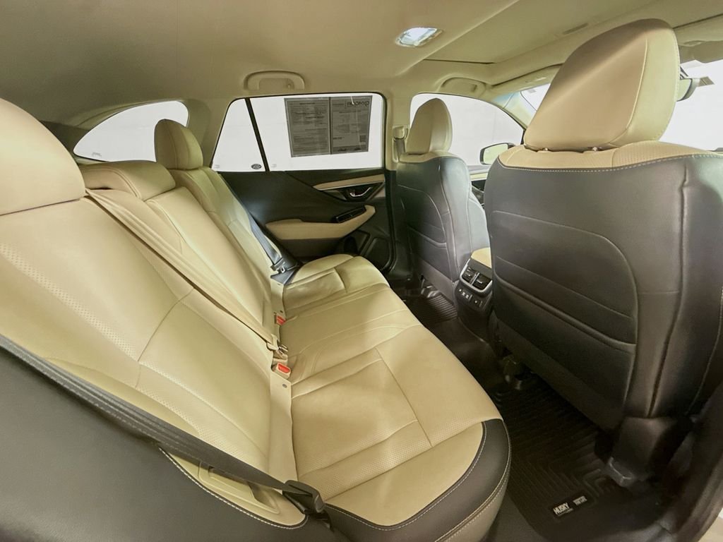 Used 2020 Crystal White Pearl Subaru Limited image 31