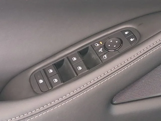 New 2027 BLACK OBSIDIAN INFINITI Pure FWD image 16