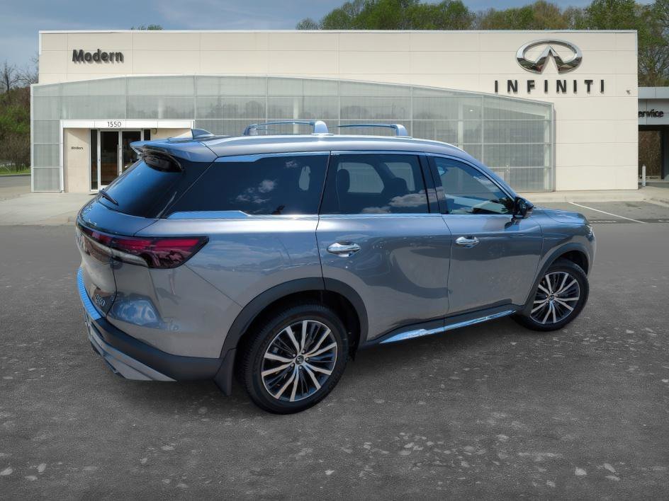 Used 2023 Graphite Shadow INFINITI SENSORY image 4