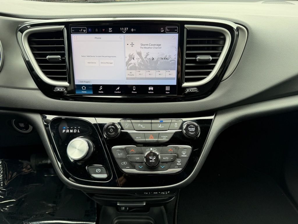 2025 Chrysler Pacifica Select - Photo 20