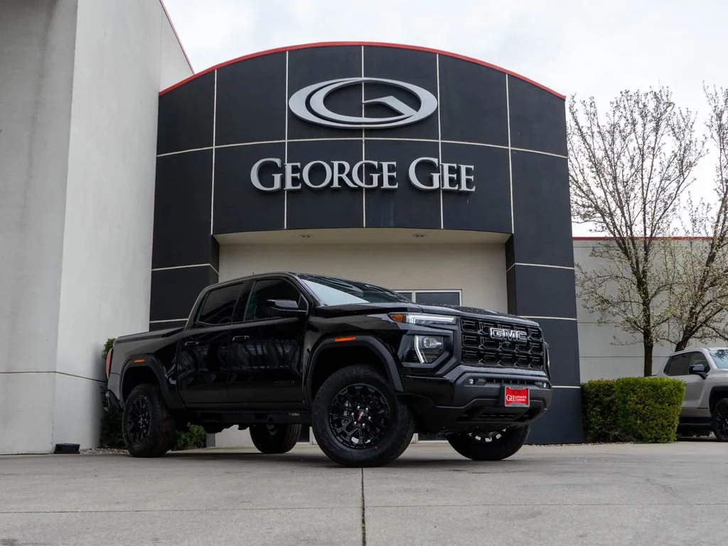 2026 GMC Canyon 4WD Elevation Crew Cab Short Box's photo
