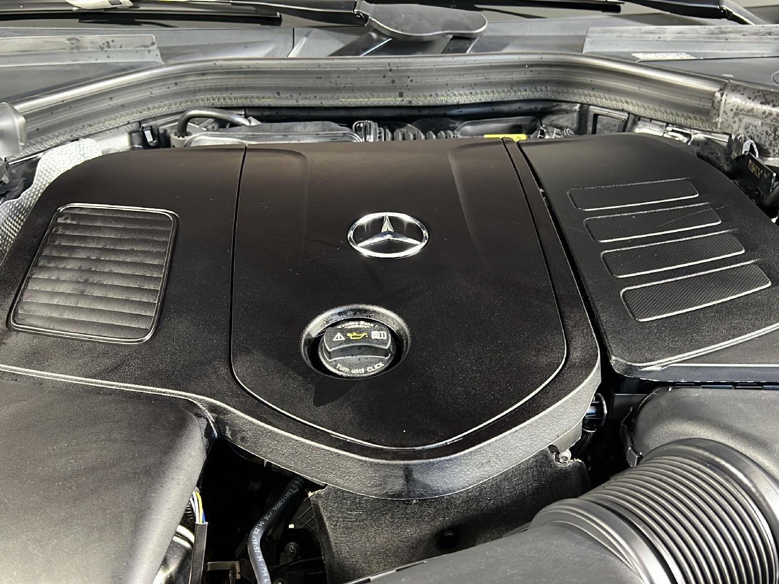 Used 2023 Black Mercedes-Benz GLC 300 image 24