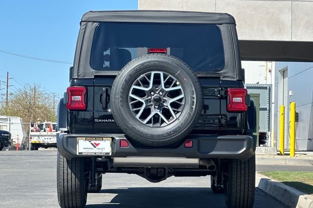 2025 Jeep Wrangler 4-Door Sahara - Photo 8