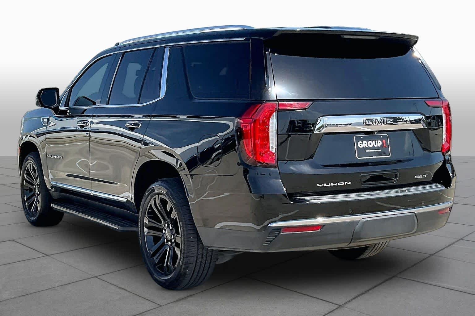 Used 2022 Onyx Black GMC SLT image 12
